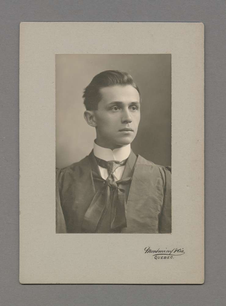François Ouellet, finissant 1911-1912